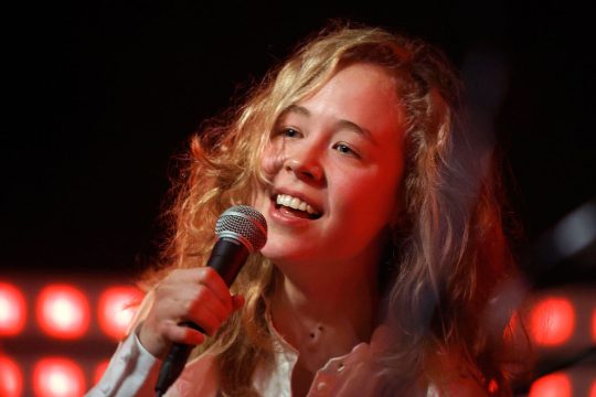 Brechtje, zang